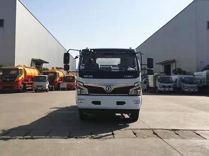 國(guó)六9方東風(fēng)抑塵灑水車廠家圖片30米霧炮車高低檔變速箱價(jià)格